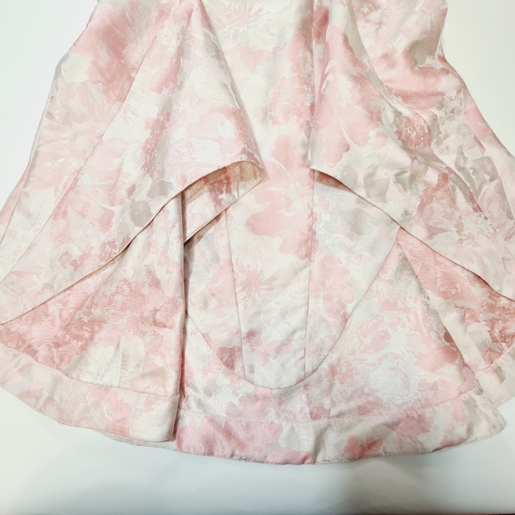 Lovers + Friends Dresses Lovers And Friends Urgonia Gown In Pink